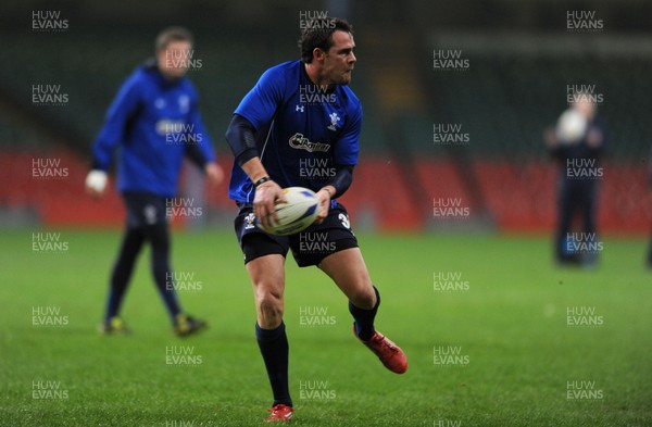 21.02.11 - Wales Rugby Training - Lee Byrne during training. 