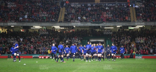 21.02.11 - The Wales rugby squad train at the Millennium Stadium during a session open to the members of the public to watch  