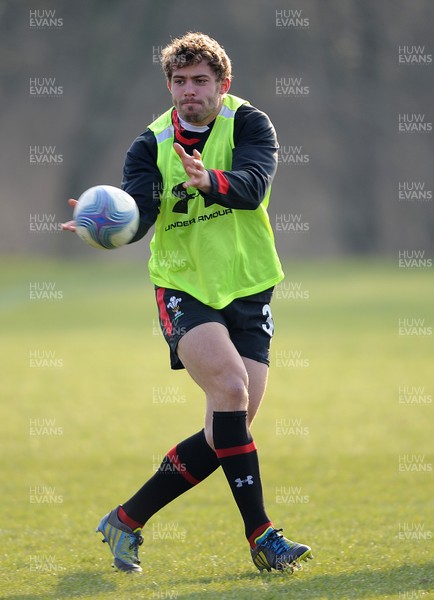 210212 - Wales Rugby Training -Leigh Halfpenny during training