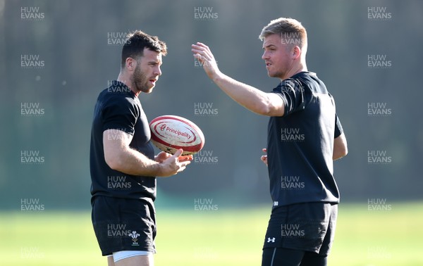 210219 - Wales Rugby Training - Gareth Davies (left) and Gareth Anscombe during training