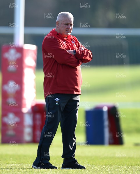210219 - Wales Rugby Training - Warren Gatland during training