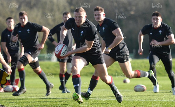 210219 - Wales Rugby Training - Hadleigh Parkes during training