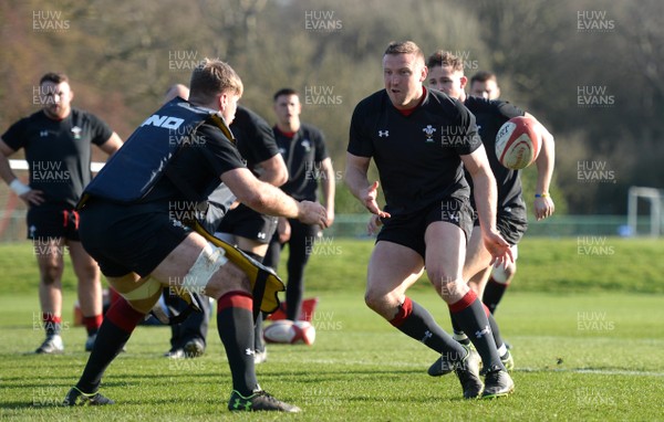 210219 - Wales Rugby Training - Hadleigh Parkes during training