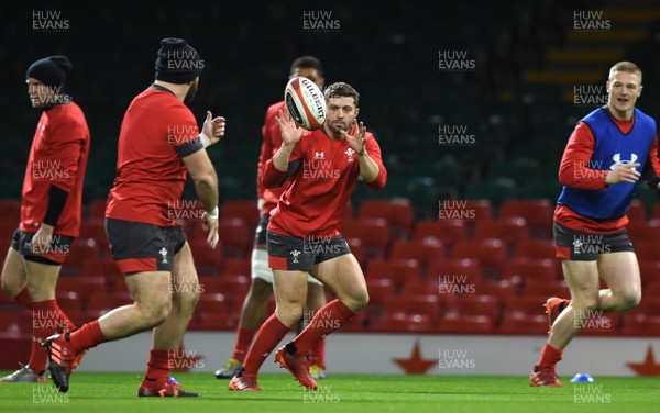210220 - Wales Rugby Training - Leigh Halfpenny during training