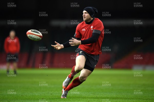 210220 - Wales Rugby Training - Hadleigh Parkes during training