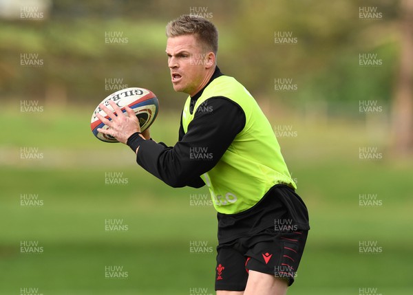 210222 - Wales Rugby Training - Gareth Anscombe during training