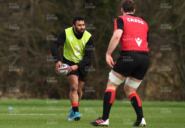 210222 - Wales Rugby Training - Willis Halaholo during training