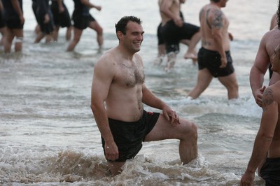 21.05.07  Wales rugby on Tour to Australia Rob Sidoli cools down in the sea after training in Terrigal. 
