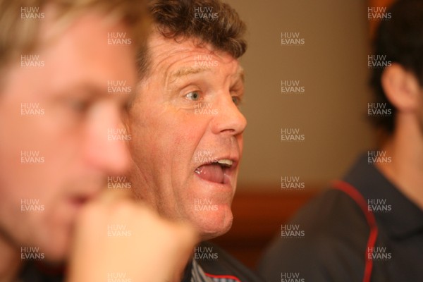 21.05.07  Wales rugby on Tour to Australia Coach Gareth Jenkins speaks at Press Conference in Terrigal. 