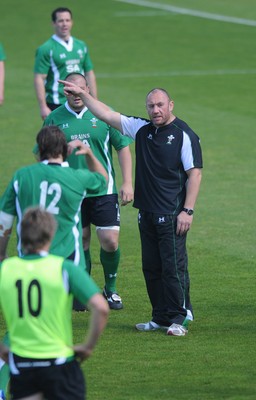 21.05.09 - Wales Rugby Training - Head coach, Robin Mcbryde makes a point during training. 