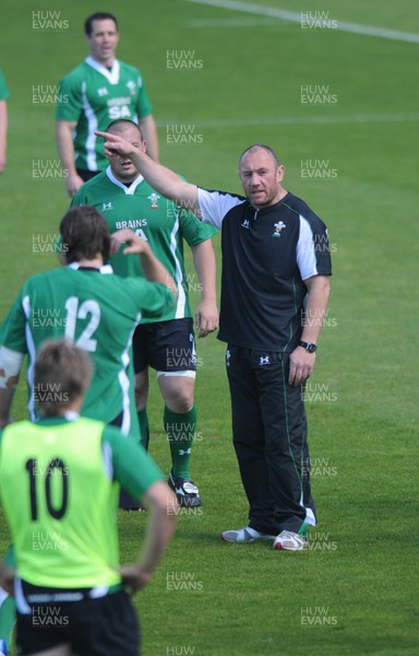 21.05.09 - Wales Rugby Training - Head coach, Robin Mcbryde makes a point during training. 