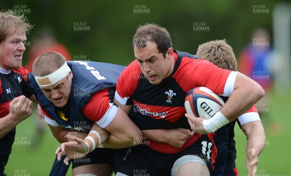 210513 - Wales Rugby Training -Lou Reed during training 