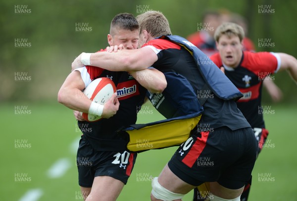 210513 - Wales Rugby Training -Tavis Knoyle during training 