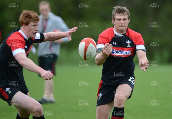 210513 - Wales Rugby Training -Dan Biggar during training 