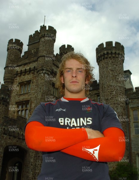 21.08.07 - Wales Rugby Training - Alun Wyn Jones outside Hensol Castle, Near Cardiff, South Wales 
