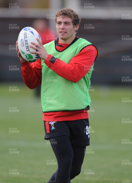 21.09.11 - Wales Rugby Training - Leigh Halfpenny during training. 