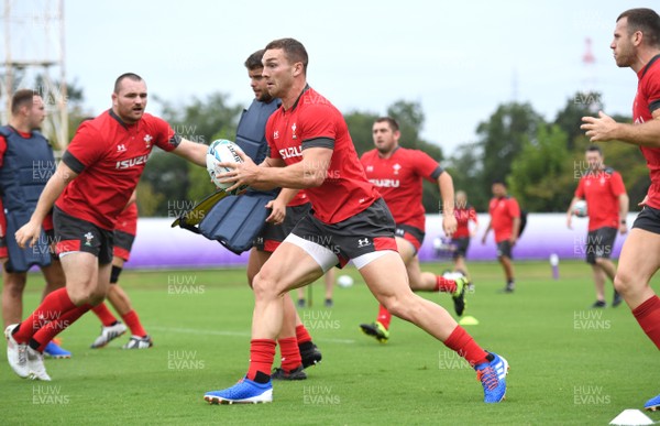 210919 - Wales Rugby Training - George North during training