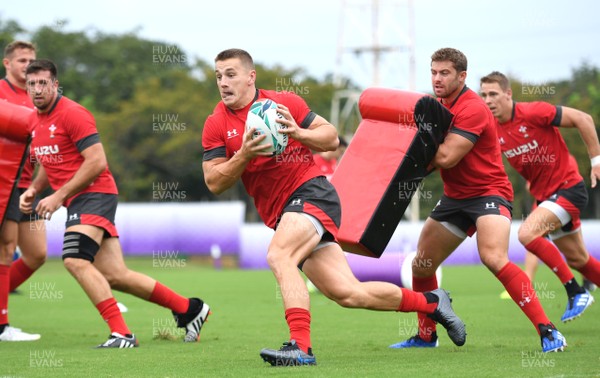 210919 - Wales Rugby Training - Jonathan Davies during training