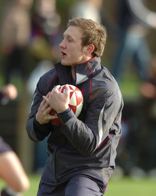 21.11.07 - Wales Rugby Training - Morgan Stoddart in action during training 