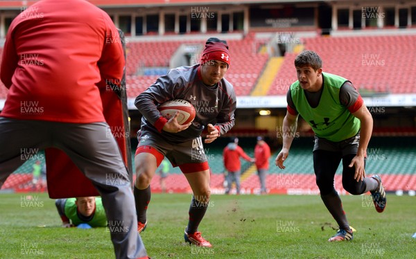 211113 - Wales Rugby Training -Jordan Williams during training