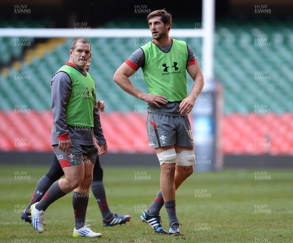 211113 - Wales Rugby Training -Luke Charteris during training