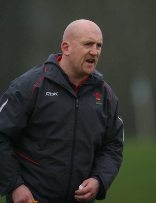 22.01.08 ...Wales rugby training... Wales defence coach Shaun Edwards during training in Cardiff. 