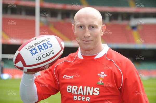 22.02.08 - Wales Rugby Training - Tom Shanklin who will win his 50th cap for Wales when he takes on Italy tomorrow 