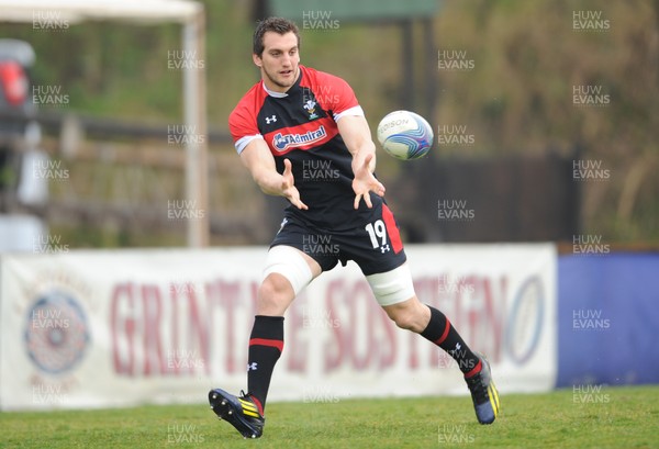 220213 - Wales Rugby Captains Run - Sam Warburton during training 