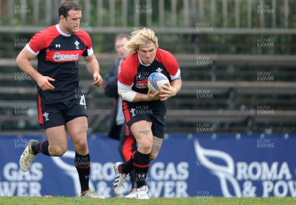 220213 - Wales Rugby Captains Run - Richard Hibbard during training 