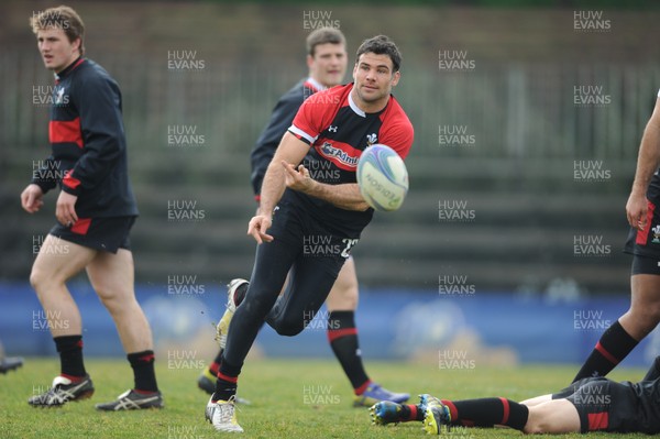 220213 - Wales Rugby Captains Run - Mike Phillips during training 