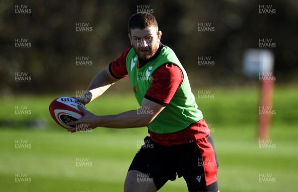220221 - Wales Rugby Training - Rhodri Jones during training