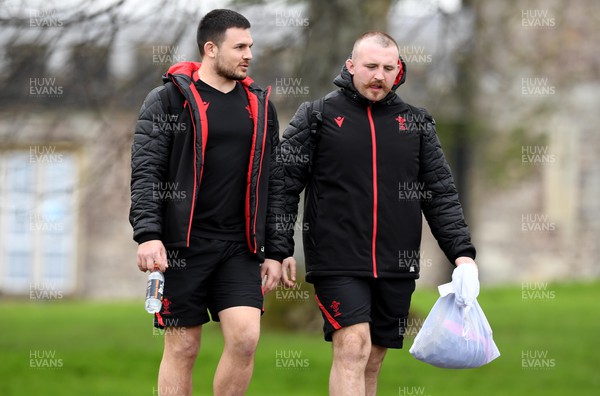 220222 - Wales Rugby Training - Ellis Jenkins and Dillon Lewis during training