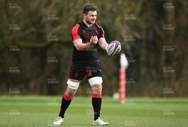 220222 - Wales Rugby Training - Ellis Jenkins during training