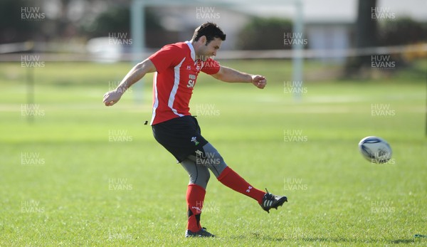 22.06.10 - Wales Rugby Training - Stephen Jones during training. 