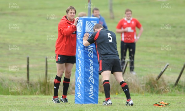 22.09.11 - Wales Rugby Training - Ryan Jones and Gethin Jenkins during training. 