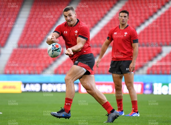 220919 - Wales Rugby Training - Jonathan Davies during training