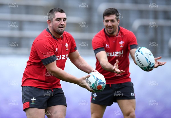 221019 - Wales Rugby Training - Wyn Jones and Justin Tipuric during training