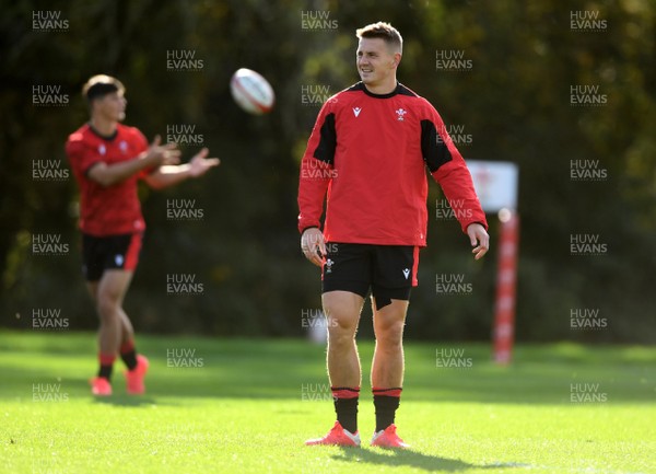 221020 - Wales Rugby Training - Jonathan Davies during training