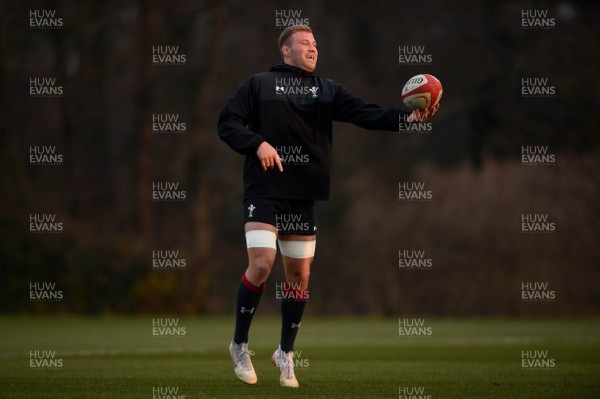 221118 - Wales Rugby Training - Ross Moriarty during training
