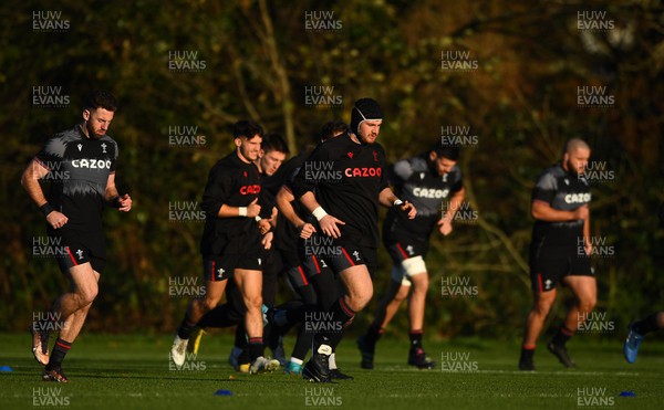 221122 - Wales Rugby Training - Rhodri Jones during training