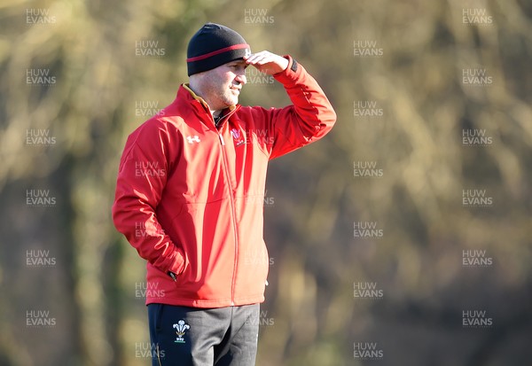 230117 - Wales Rugby Training - Alex King during training