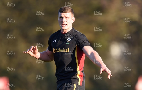 230117 - Wales Rugby Training - Scott Williams during training