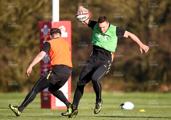 230117 - Wales Rugby Training - George North during training