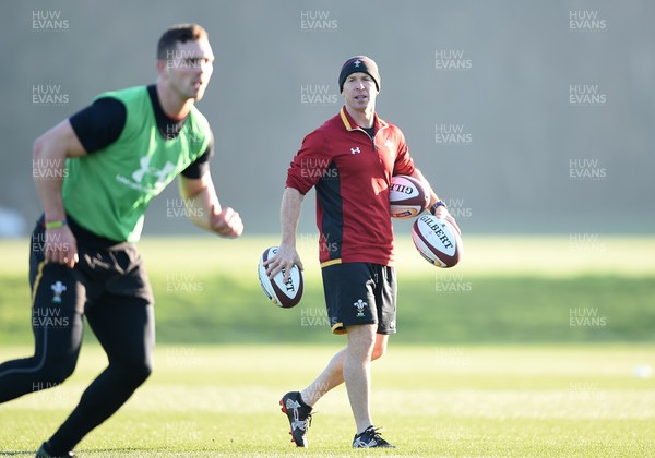 230117 - Wales Rugby Training - Alex Lawson during training