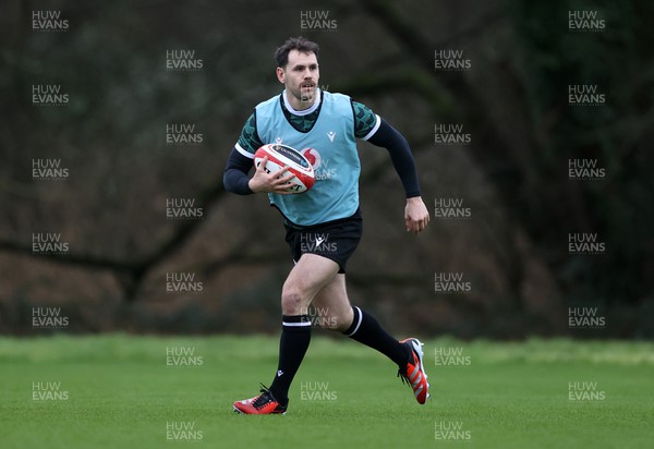 230124 - Wales Rugby Training in the first week of training for the 2024 Guinness 6 Nations - Tomos Williams during training