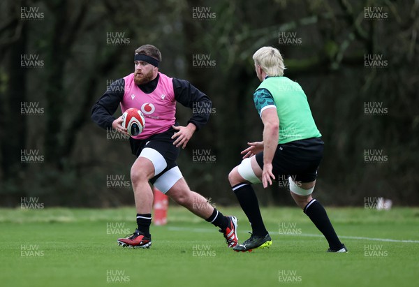 230124 - Wales Rugby Training in the first week of training for the 2024 Guinness 6 Nations - Kemsley Mathias during training