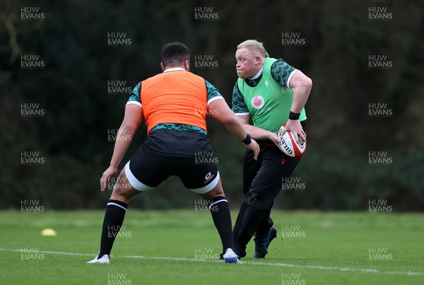 230124 - Wales Rugby Training in the first week of training for the 2024 Guinness 6 Nations - Keiron Assiratti during training