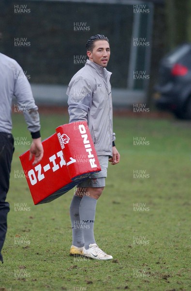 230206 - Wales Rugby Training - Gavin Henson during training 