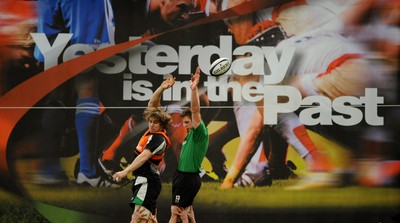 23.02.09 - Wales Rugby Training - Ryan Jones beats Dafydd Jones to line-out ball during training. 