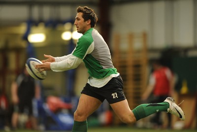 23.02.09 - Wales Rugby Training - Gavin Henson in action during training. 